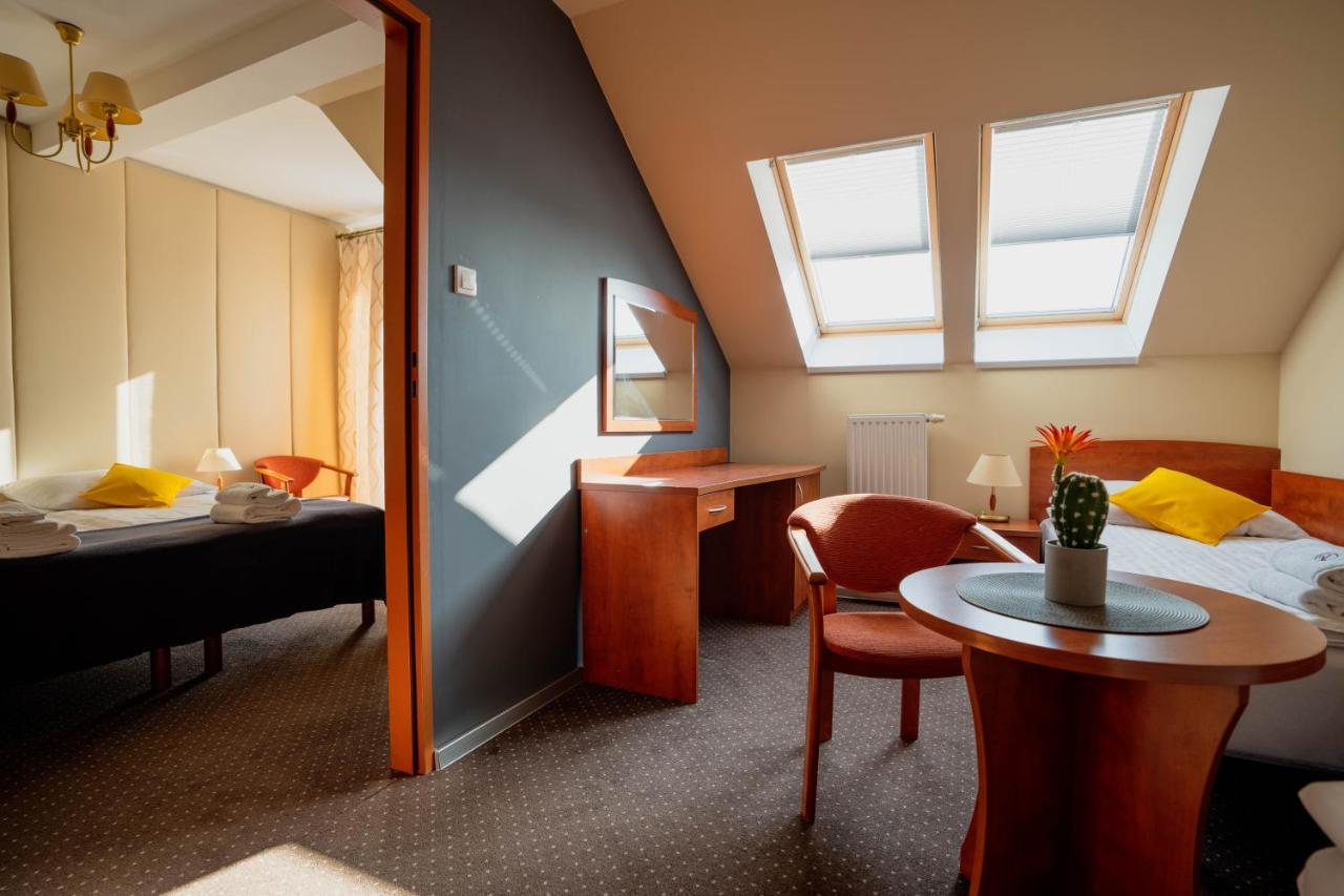 Tramontana Family & Wellness Hotel Darlowko Bagian luar foto